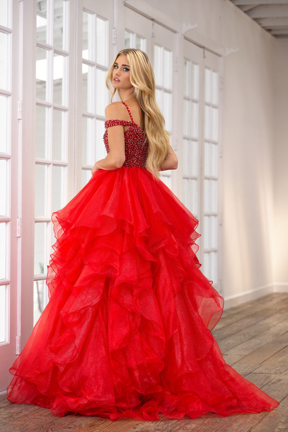 Ava Presley 28557 prom dress images. Ava Presley 28557 is available in these colors: Royal, Red.
