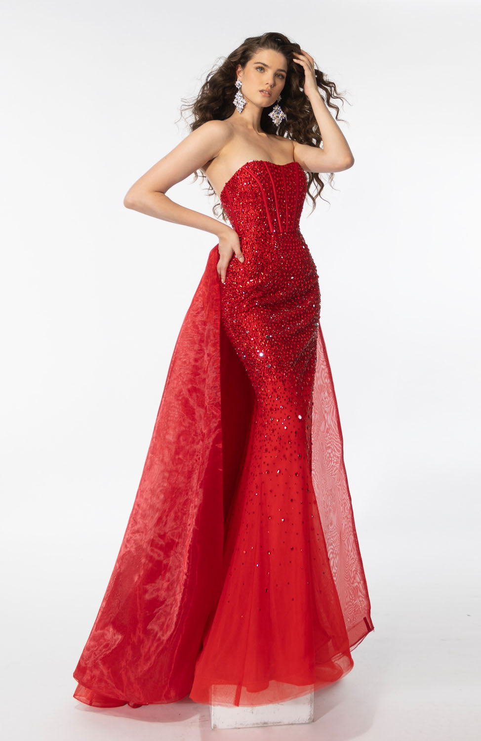 Ava Presley 39230 prom dress images. Ava Presley 39230 is available in these colors: Red, White, Light Blue.