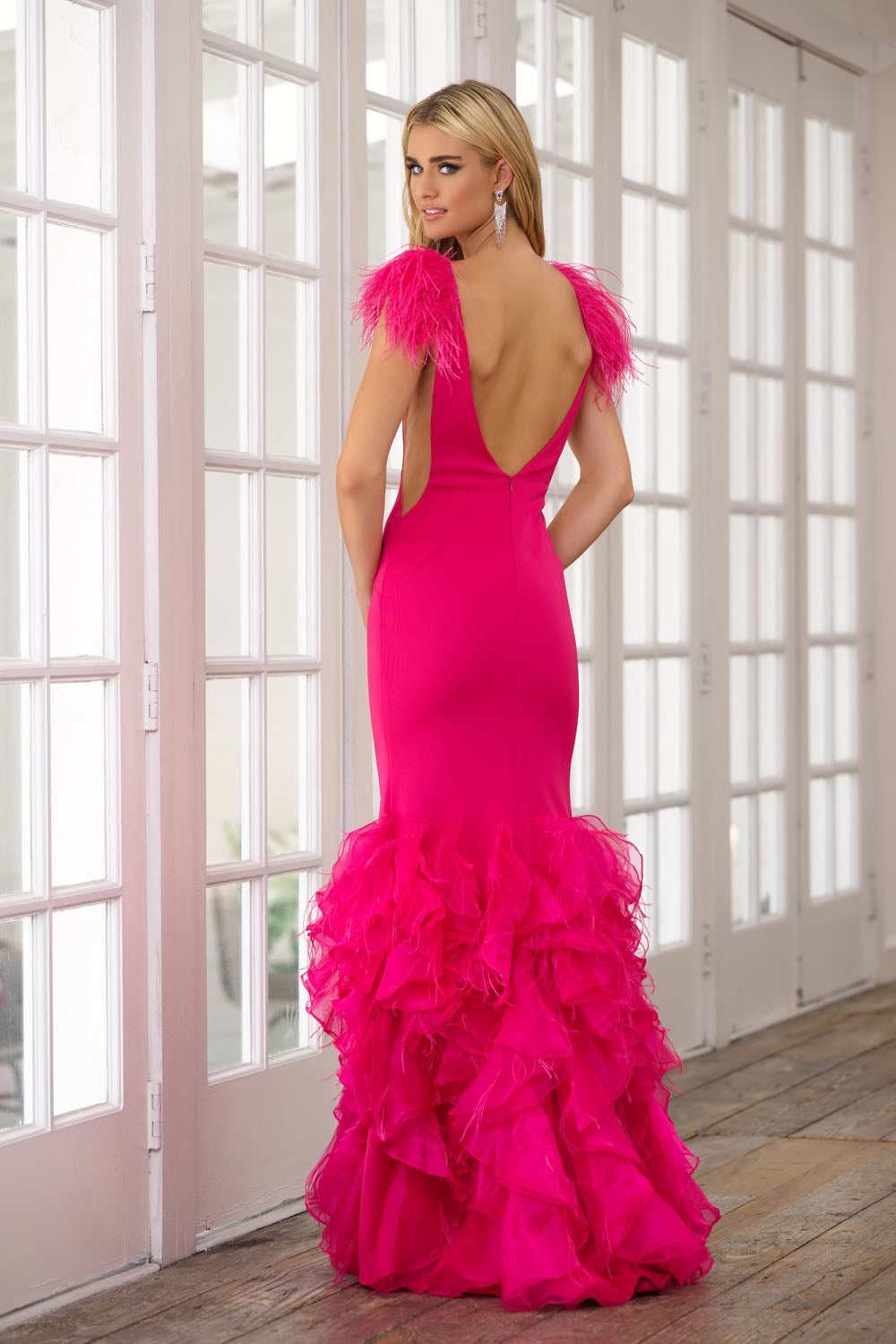 Ava Presley 39312 prom dress images. Ava Presley 39312 is available in these colors: Hot Pink, Off White.