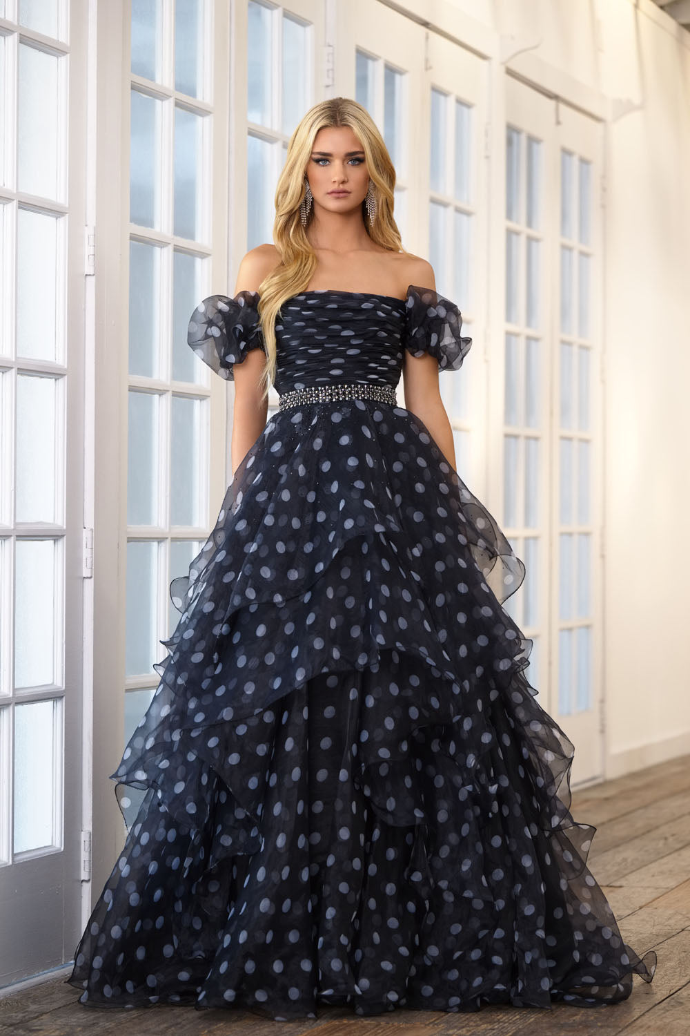 Ava Presley 39318 prom dress images. Ava Presley 39318 is available in these colors: Black White.