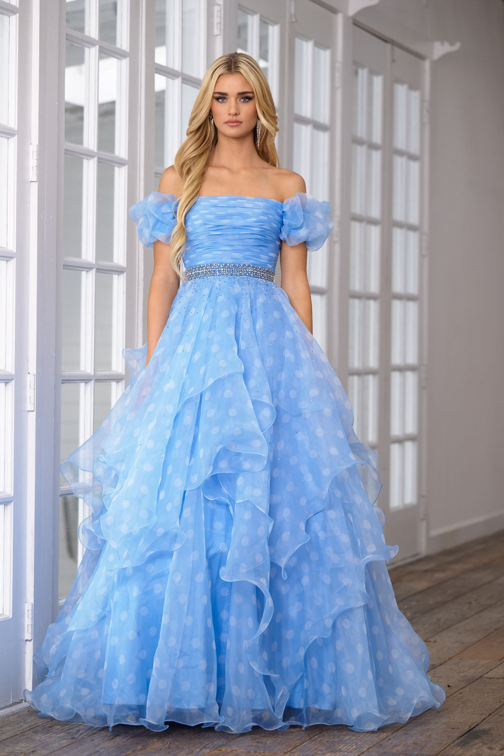 Ava Presley 39318 prom dress images. Ava Presley 39318 is available in these colors: Black White.