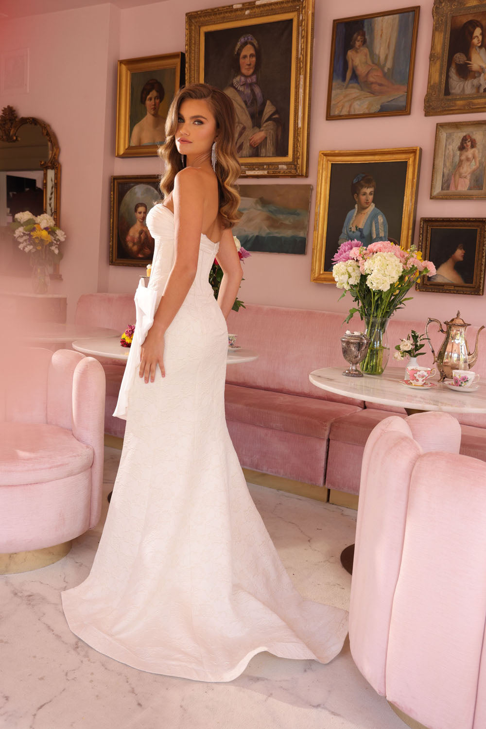 Ava Presley 40099 prom dress images. Ava Presley 40099 is available in these colors: Ivory,Blush,Mint.