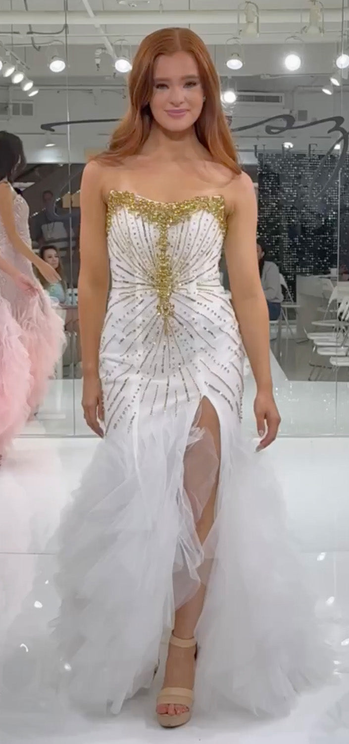 Jasz Couture 7905 White gold prom dress with a mermaid silhouette and a thigh-high slit, front view.
