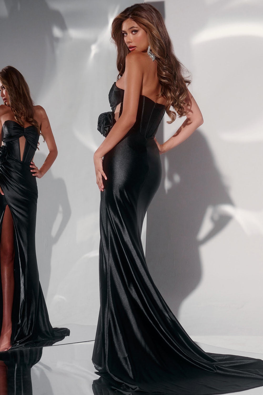 Jovani D5019 prom dress images. Jovani D5019 is available in these colors: Black, Red, Turquoise.