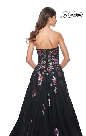 La Femme 32072 prom dress images.  La Femme 32072 is available in these colors: Black.