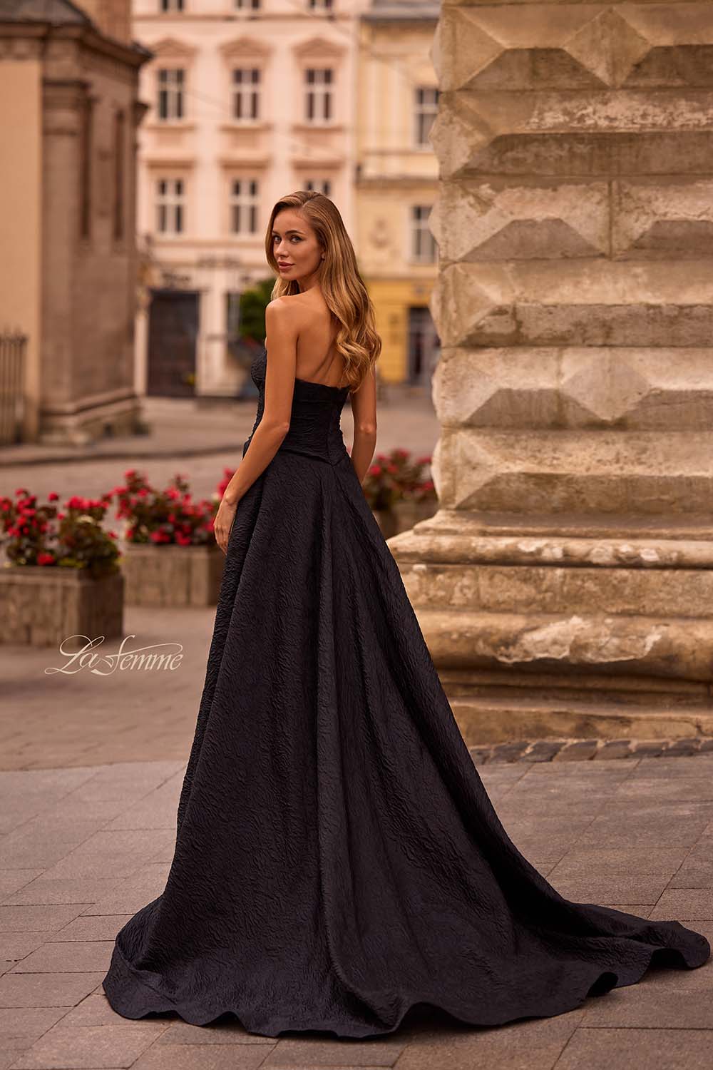 La Femme 32893 prom dress images. La Femme 32893 is available in these colors: Black.