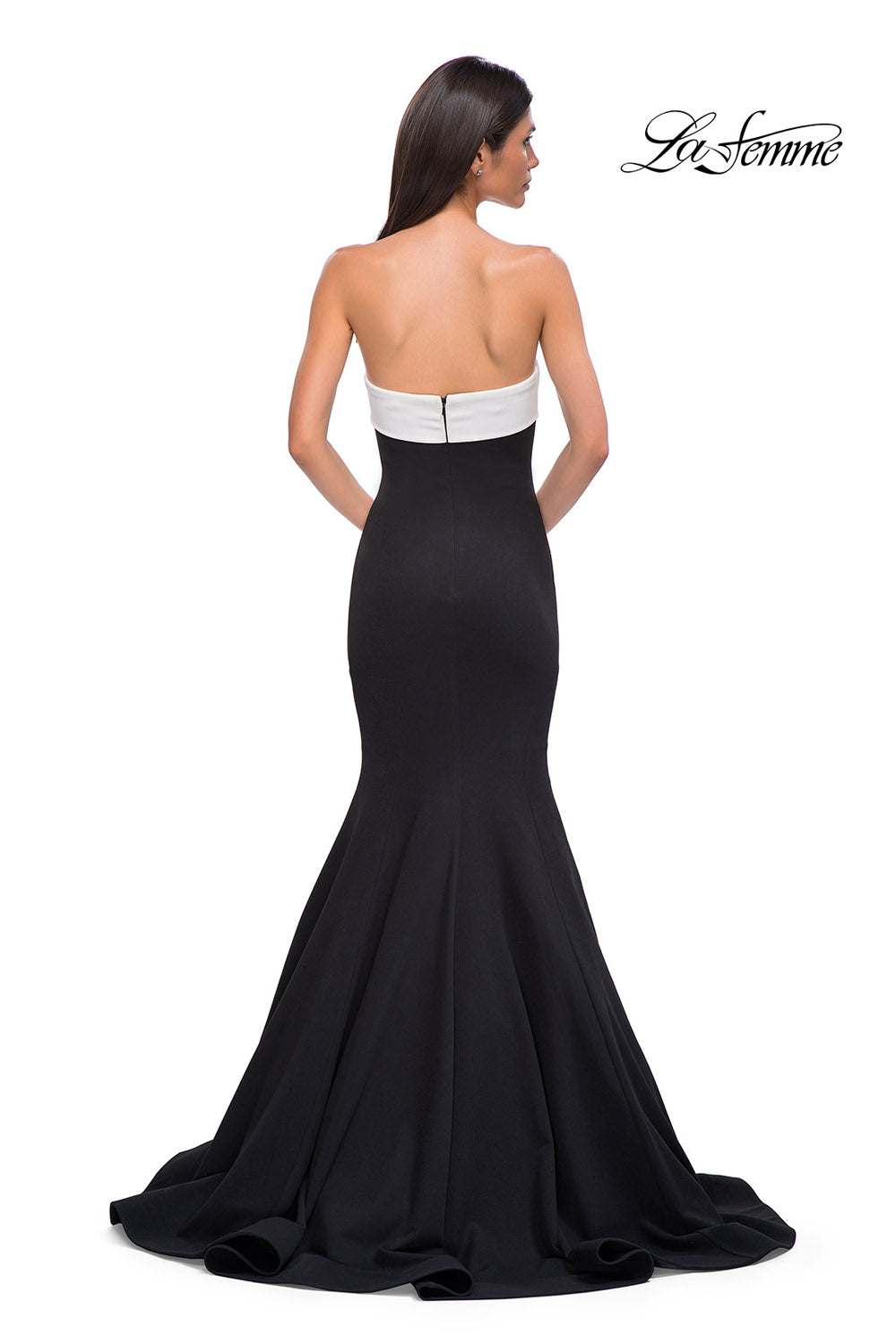 La Femme 32914 prom dress images. La Femme 32914 is available in these colors: Black.