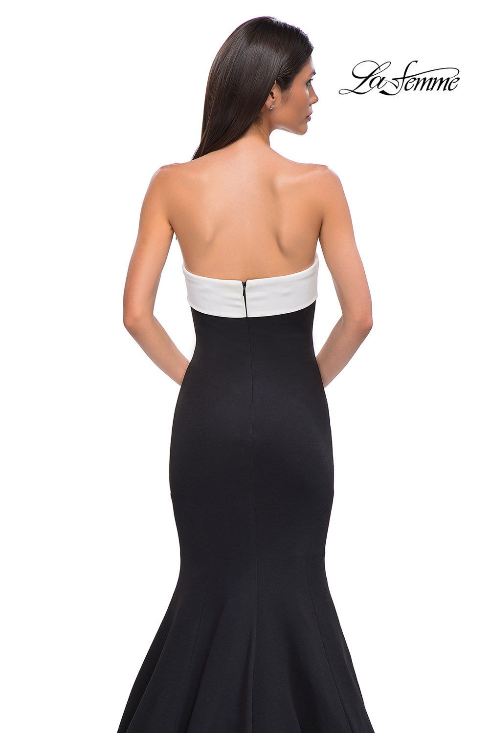 La Femme 32914 prom dress images. La Femme 32914 is available in these colors: Black.