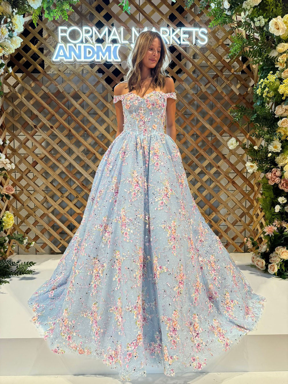 Portia and Scarlett PS25270 prom dress images. Portia and Scarlett PS25270 is available in these colors: Blue, Rose.