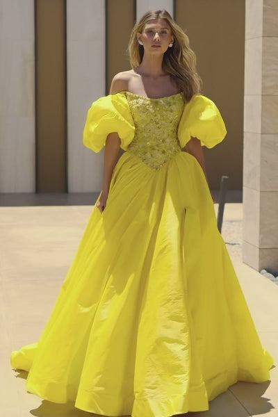 Sherri Hill 55641 prom dress video. Sherri Hill 55641 is available in these colors: Aqua, Chartreuse, Blush, Peacock, Light Blue, Red, Candy Pink, Bright Yellow, Black, Fuchsia.