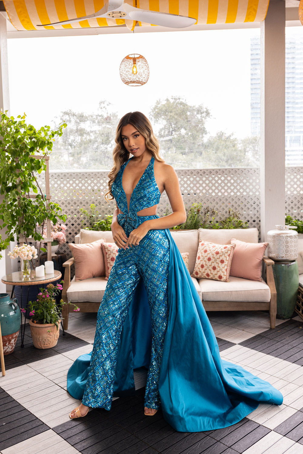 Rachel Allan 50375 prom dress images. Rachel Allan 50375 is available in these colors: Black, Turquoise.