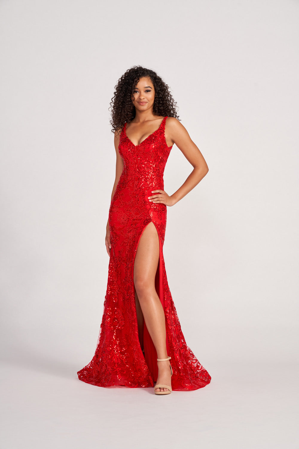 Colette CL2040 prom dress images. Colette CL2040 is available in these colors: Red, Black.