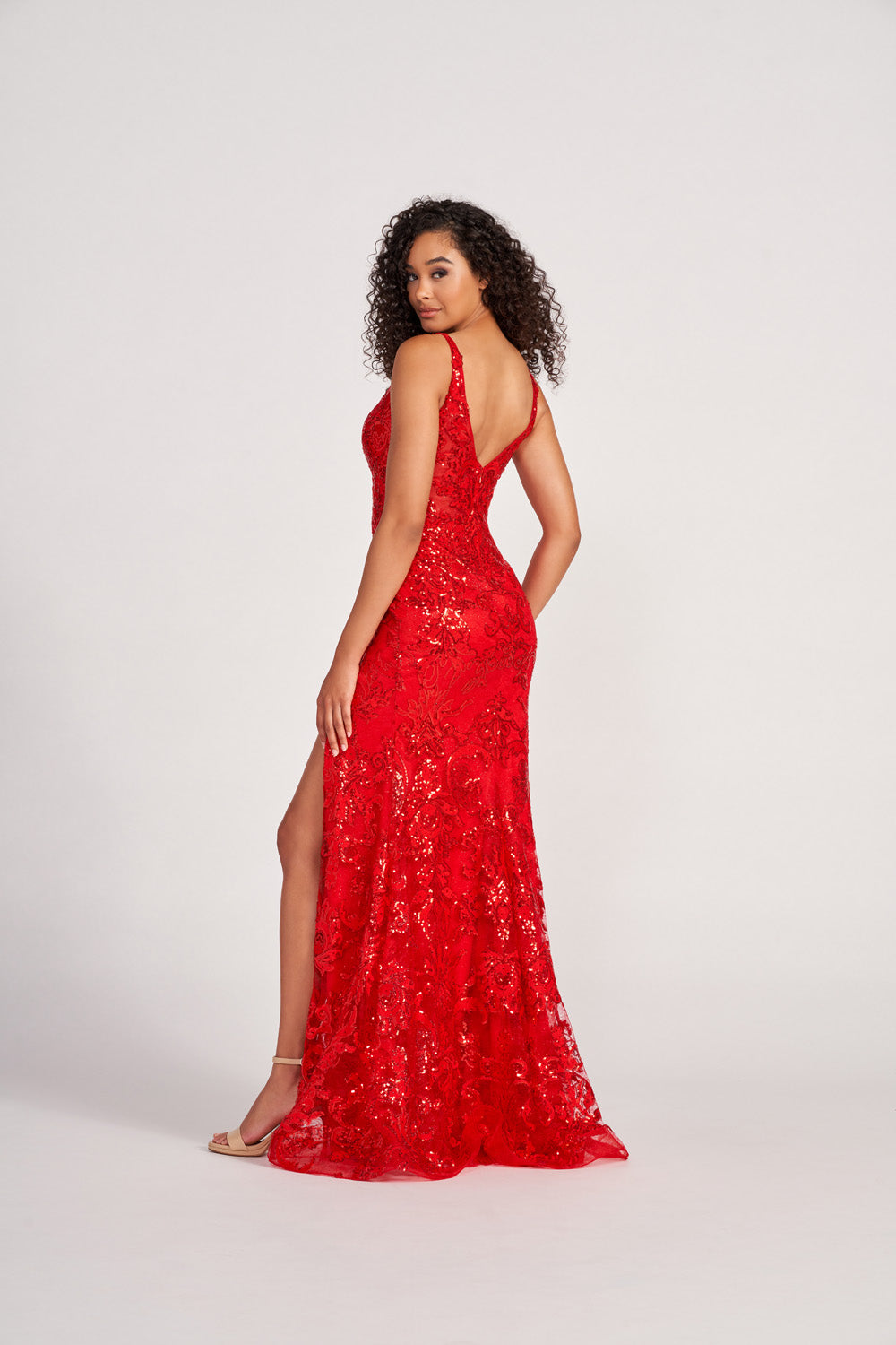 Colette CL2040 prom dress images. Colette CL2040 is available in these colors: Red, Black.