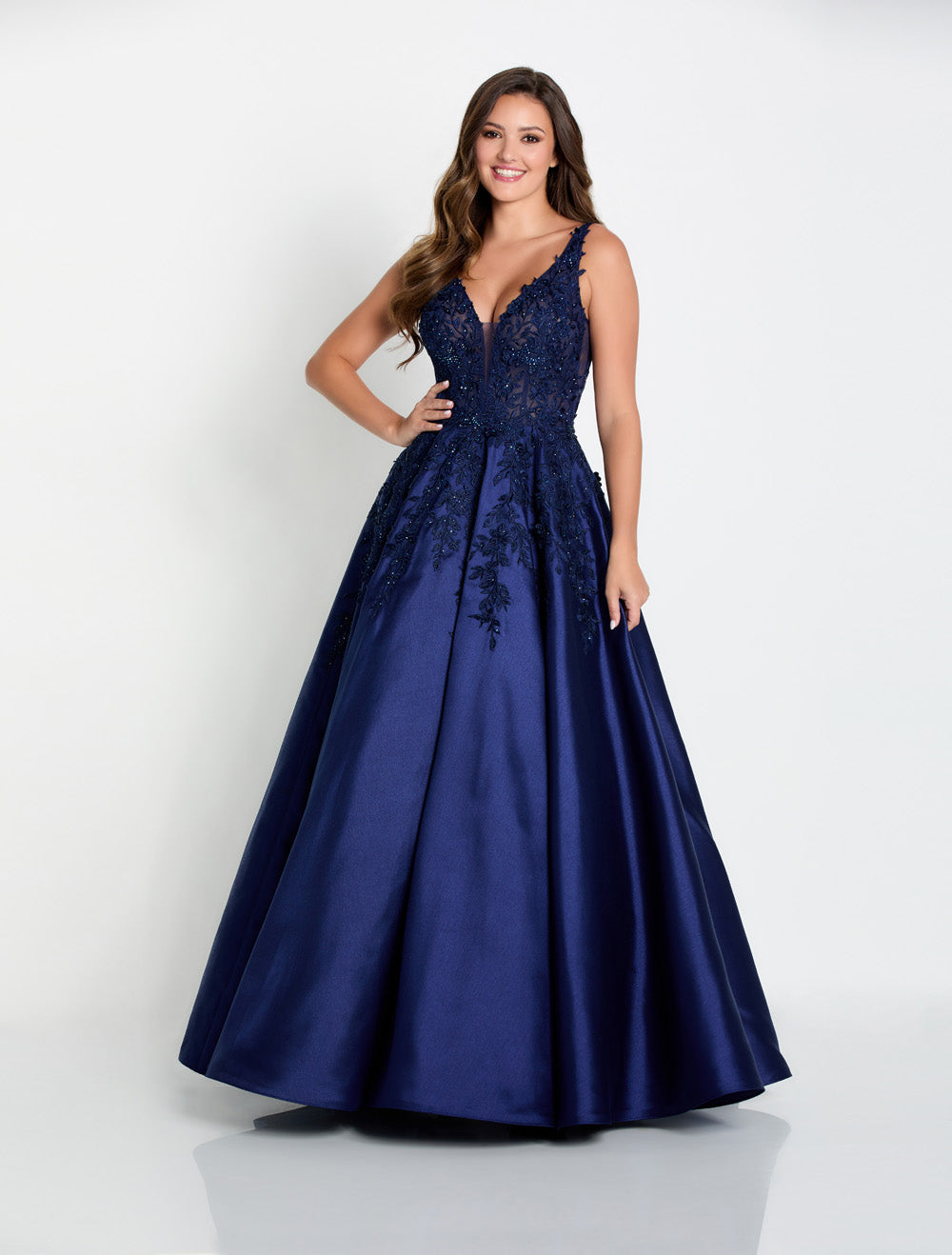 Ellie Wilde EW34050 prom dress images. Ellie Wilde EW34050 is available in these colors: Lilac, Red, Royal Blue, Emerald, Navy Blue, Black.