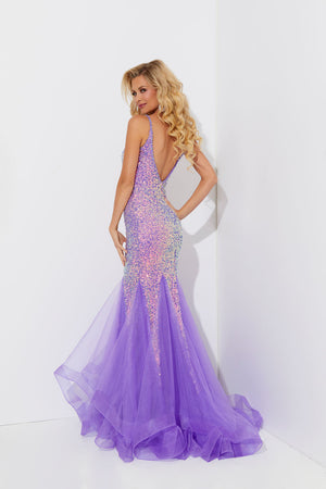 Jasz Couture 7544 prom dress images.  Jasz Couture 7544 is available in these colors: Emerald, Lilac.