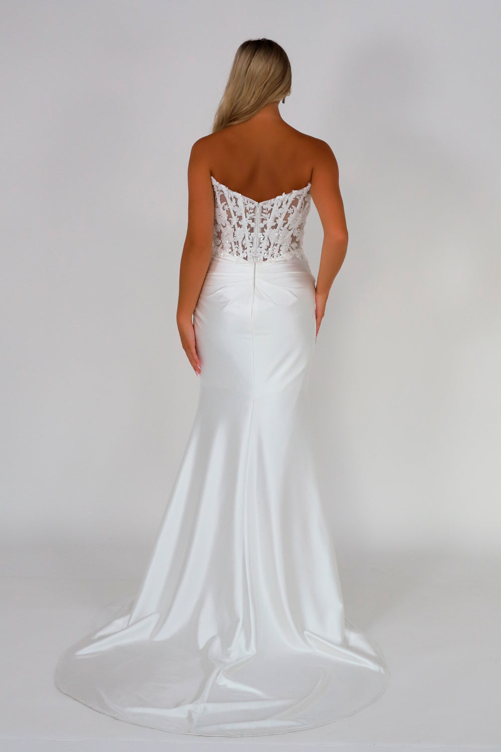 Miah Vega 20101 Ivory dress