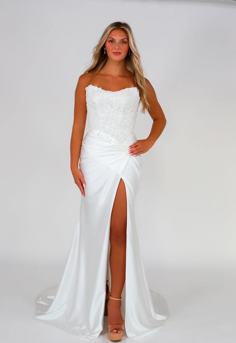 Miah Vega 20101 Ivory dress