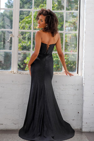 Miah Vega 24104 prom dress images. Miah Vega 24104 is available in these colors: Black, Black Raspberry, Fuchsia.