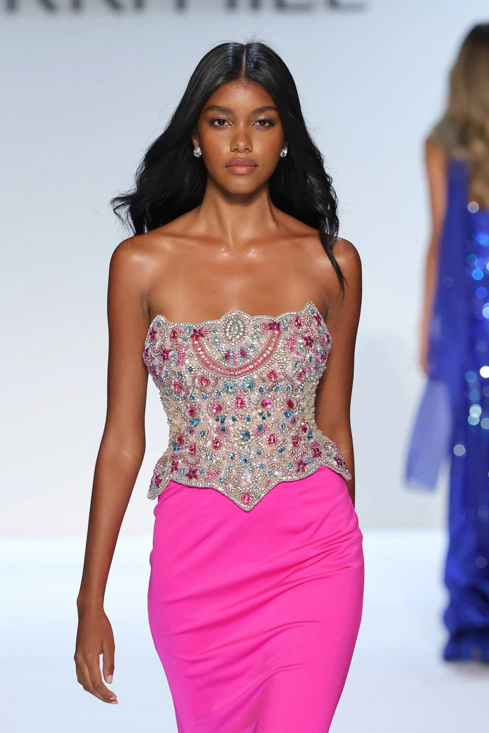 Sherri Hill 58919 bright fuchsia multi beaded sweetheart corset bodice with mixed tone stones and fitted fuchsia column skirt